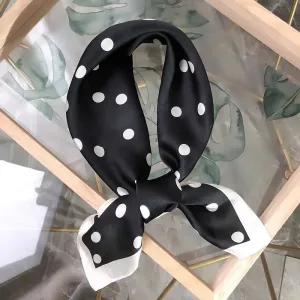 Foulard Homme En Soie Carré À Nouer Noirblanc A Point